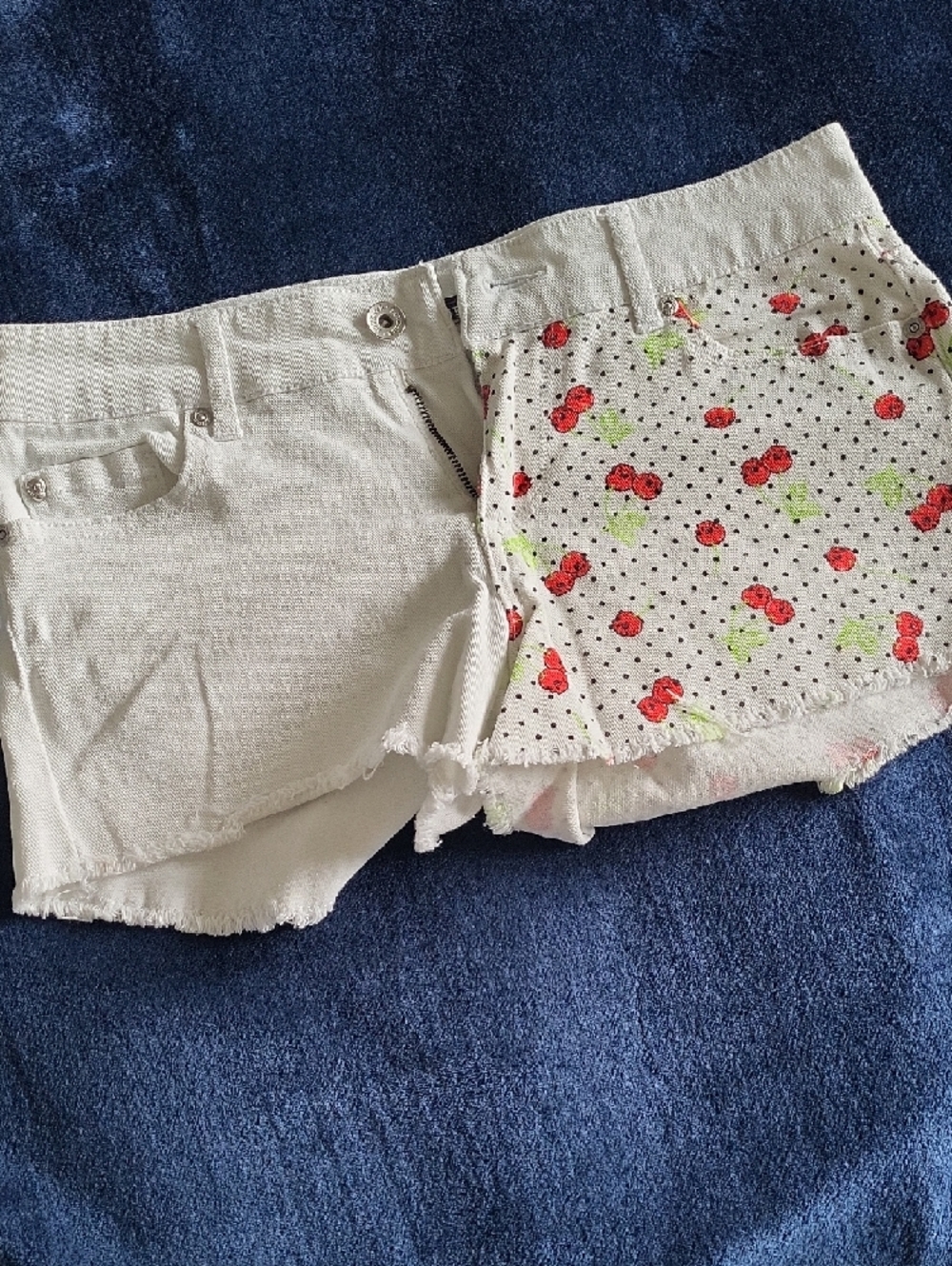 Love Sick White Cherry SKULL Print Denim Shorts 5
